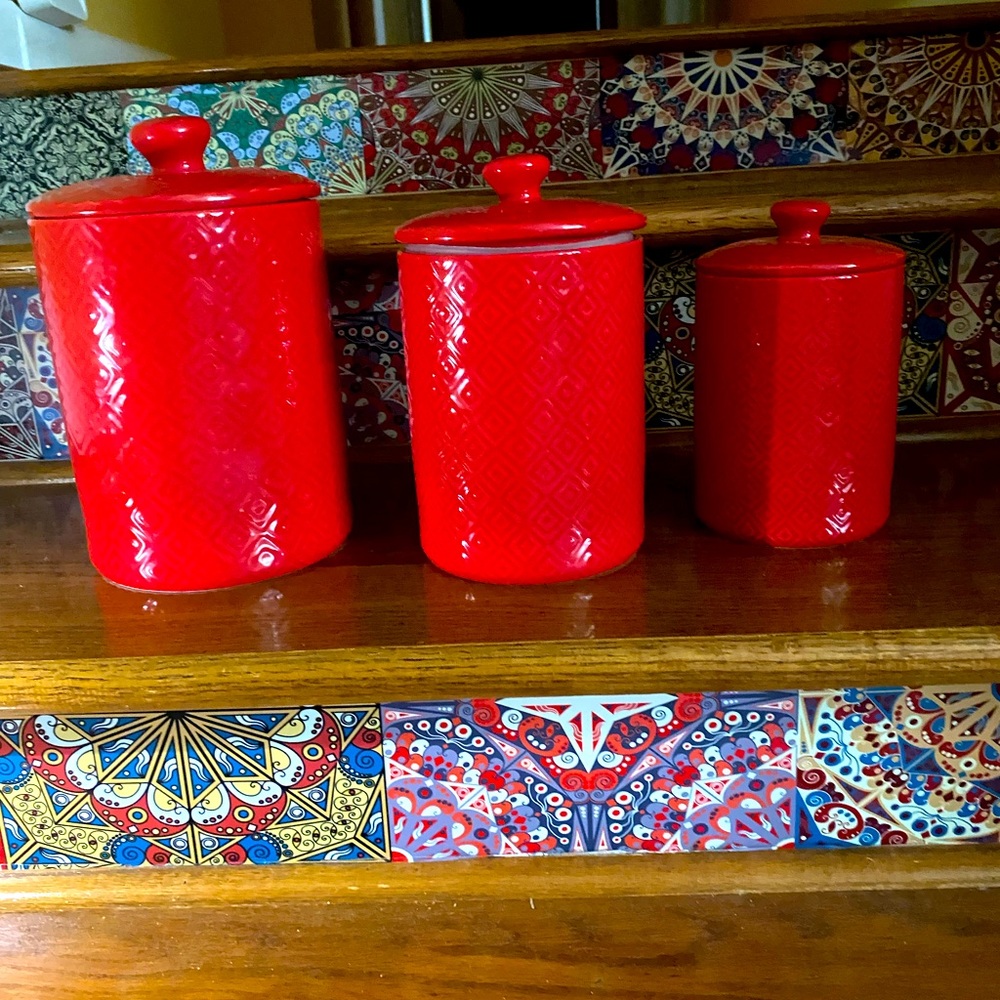 ARTISAN COLLECTION 3 RED CERAMIC CANISTER